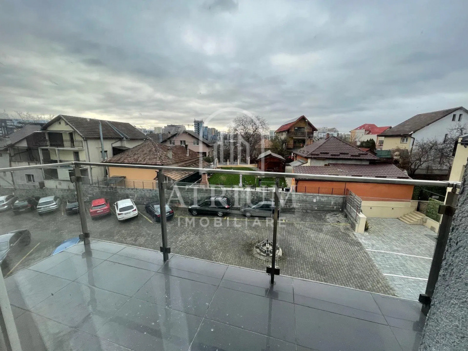 Apartament 3 camere, 60 mp utili, parcare, pet friendly, zona Intre Lacuri