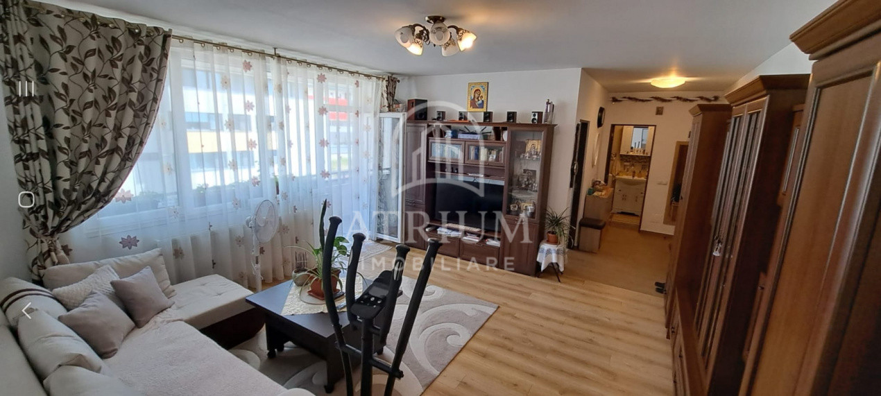 Apartament 2 camere, decomandat, 55mp, balcon, zona Baciu