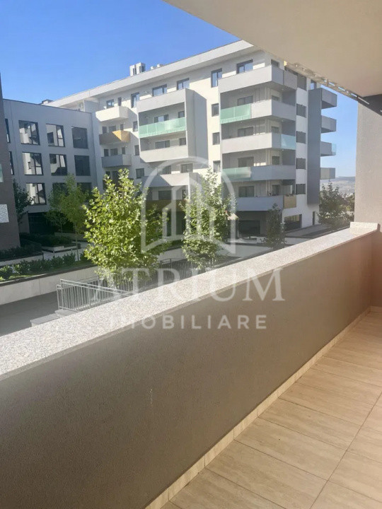 Apartament 2 camere, 68 mp utili cu terasa, pacare subterana, zona Europa