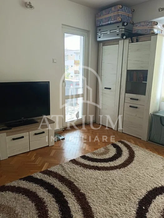 Apartament 2 camere, decomandat, 57mp, zona Andrei Mureșanu