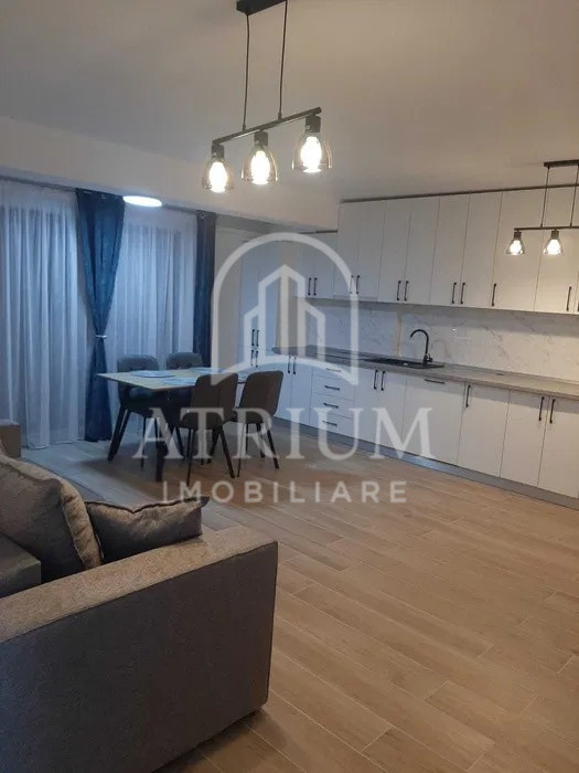 Apartament 2 camere, semidecomandat, 54mp, balcon, parcare subterana, zona Vivo