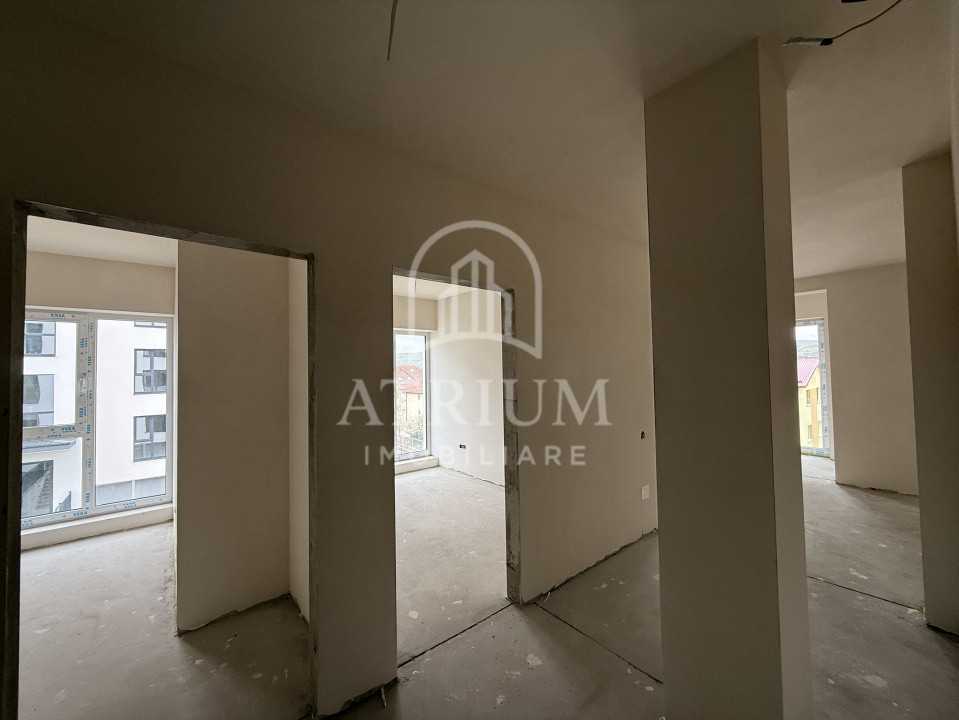 Apartament 3 camera, semidecomandat, 56mp, balcon, zona Restaurant Regal