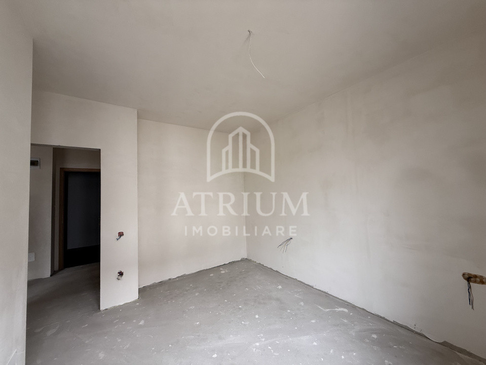 Apartament 3 camera, semidecomandat, 56mp, balcon, zona Restaurant Regal