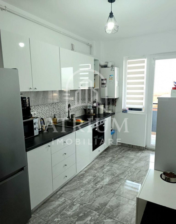 Apartament 3 camere 61 mp utili cu 12,8 terasa, zona Floresti Sesul de Sus