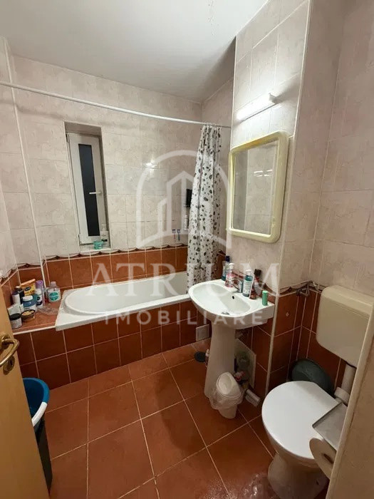 Apartament 2 camere, decomandat, 67mp, balcon, zona Gheorgheni 