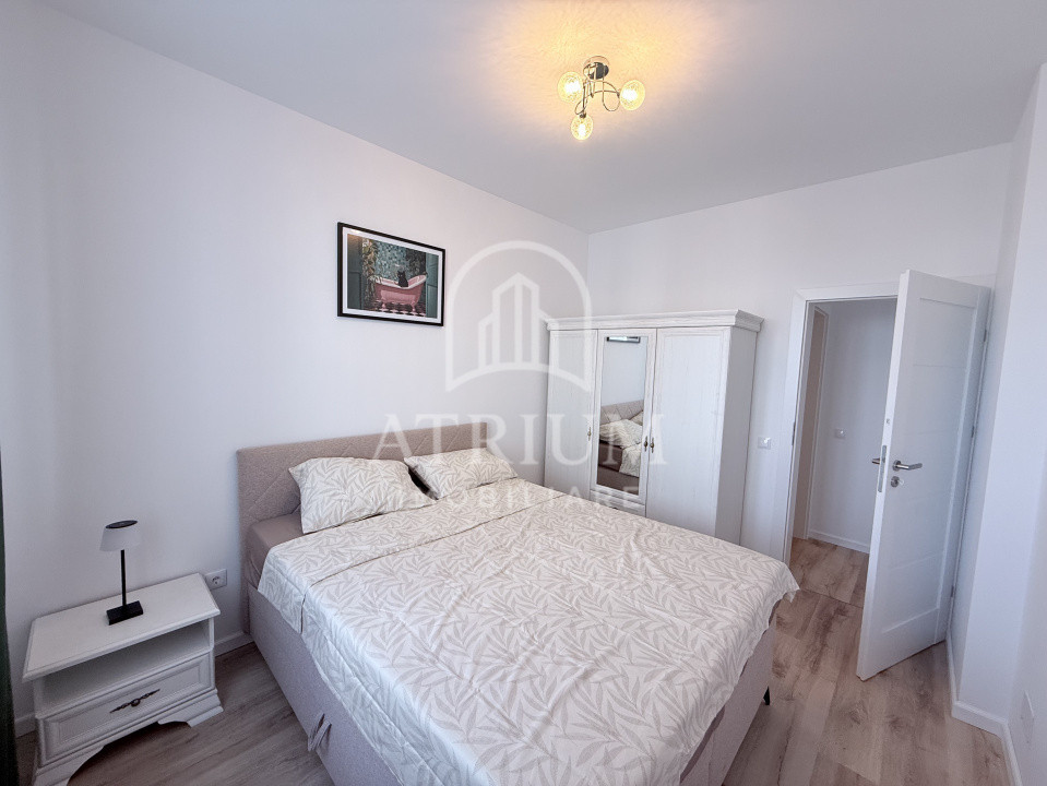 Apartament 2 camere la cheie, terasa, parcare subterana, zona Cetatii