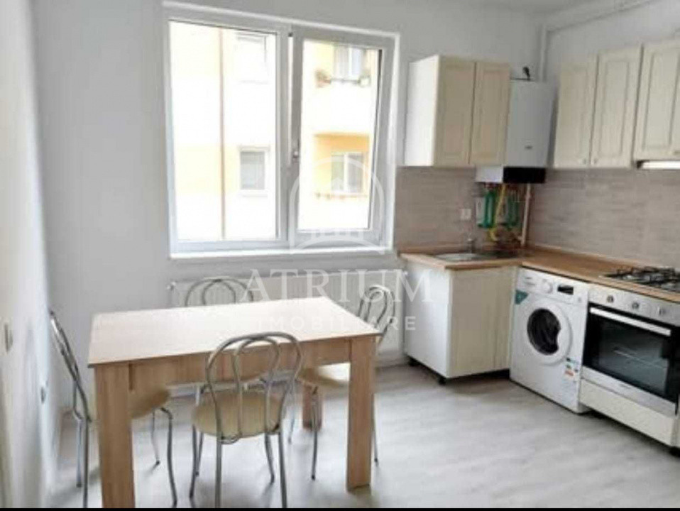 Apartament 2 camere, 39 mp, balcon, zona Eroilor