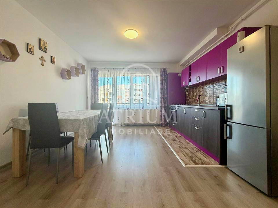 Apartament cu 2 camere decomandate, Baciu, Zona Petrom, 49 mp