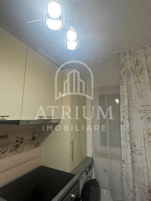 Apartament 2 camere, decomandat, 56mp, balcon, parcare, zona Teilor 