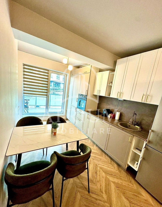 Apartament de vânzare, cu 2 camere decomandate, Taietura Turcului