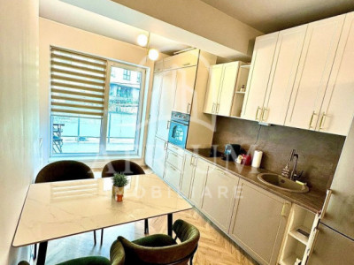 Apartament de vânzare, cu 2 camere decomandate, Taietura Turcului