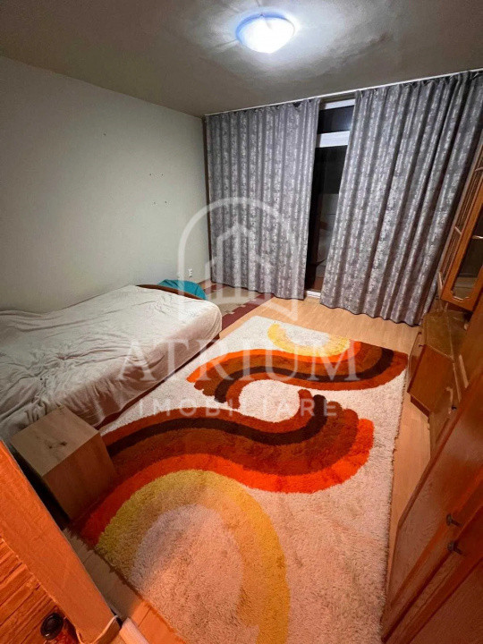Garsoniera, 28 mp utili cu 4 mp balcon, zona Manastur
