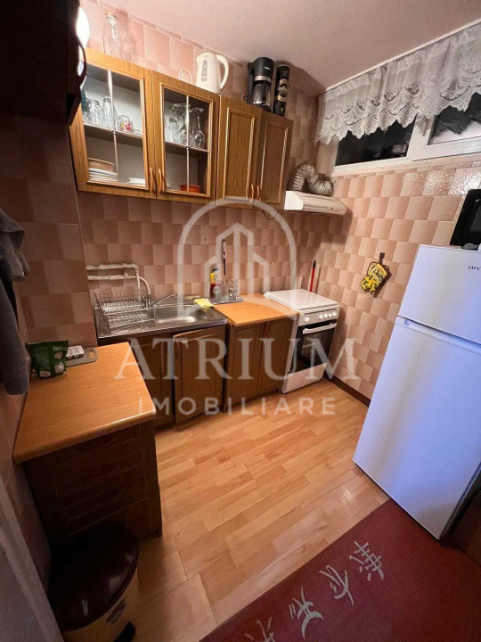 Garsoniera, 28 mp utili cu 4 mp balcon, zona Manastur