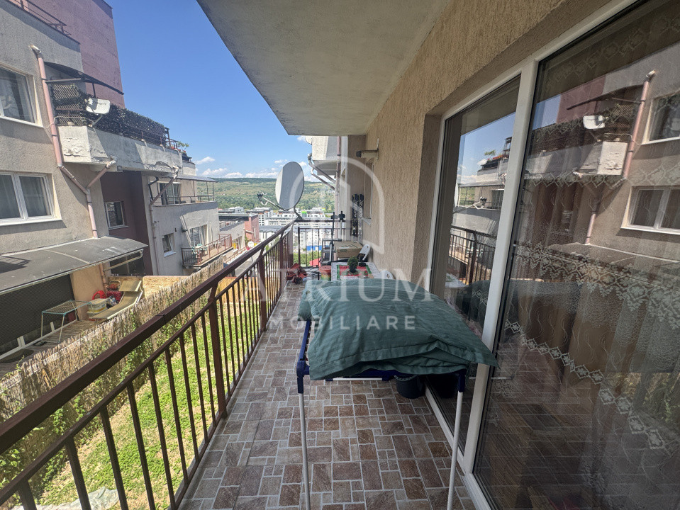Apartament 2 camere 56,58 mp, zona VIVO ,Razoare