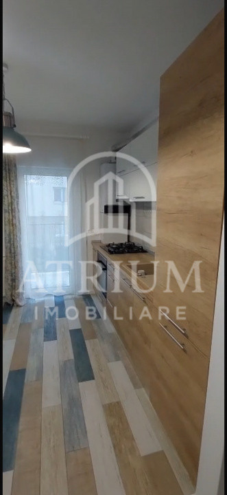 Apartament 2 camere, semidecomandat, 40mp, balcon, parcare, zona Europa 