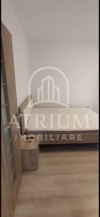 Apartament 2 camere, semidecomandat, 40mp, balcon, parcare, zona Europa 