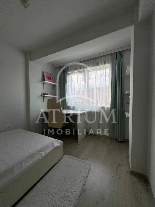 Apartament 2 camere, semidecomandat, 42mp, Logie, zona Intre lacuri 