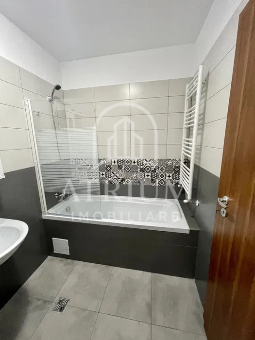 Apartament 2 camere, semidecomandat, 55mp, balcon, parcare, zona Gheorgheni 