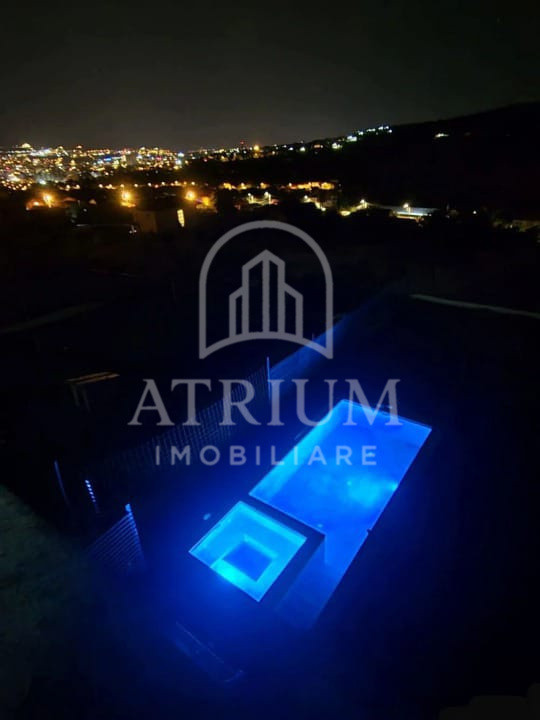 Casa de vanzare ,249 mp , cu piscina ,finisata, teren 580 mp zona Auchan Iris