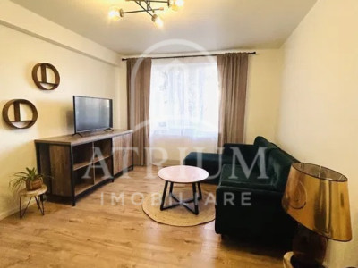 Apartament 3 camere, decomandat, 60mp, parcare, zona Horea 