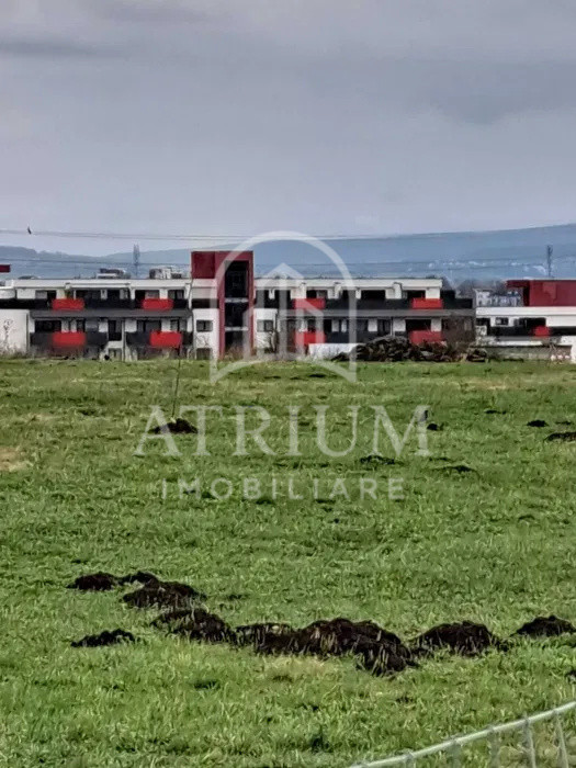 Teren suprafata de 600 mp cu puz si certificat de urbanism case si duplex Baciu 