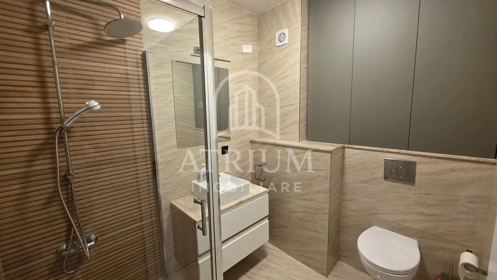 Apartament 3 camere modern în West City Tower
