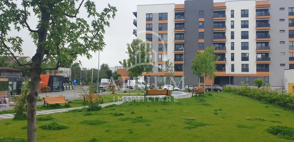 Apartament de vânzare, zona Intre Lacuri