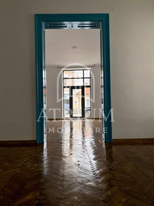 Spatiu Comercia alimentatie publica, 320 MP, zona Podul Traian