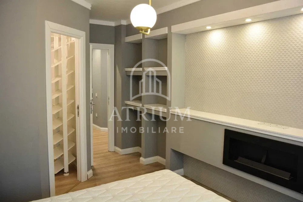 Apartament cu 3 camere | Piața Cipariu