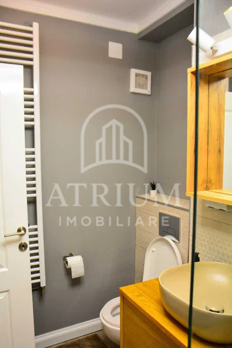 Apartament cu 3 camere | Piața Cipariu
