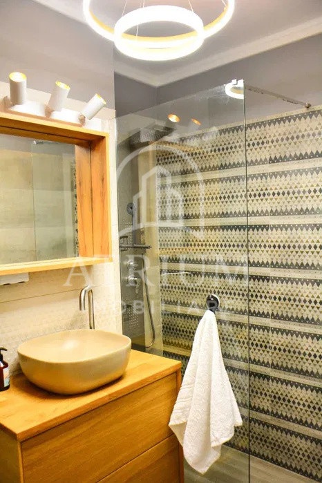 Apartament cu 3 camere | Piața Cipariu