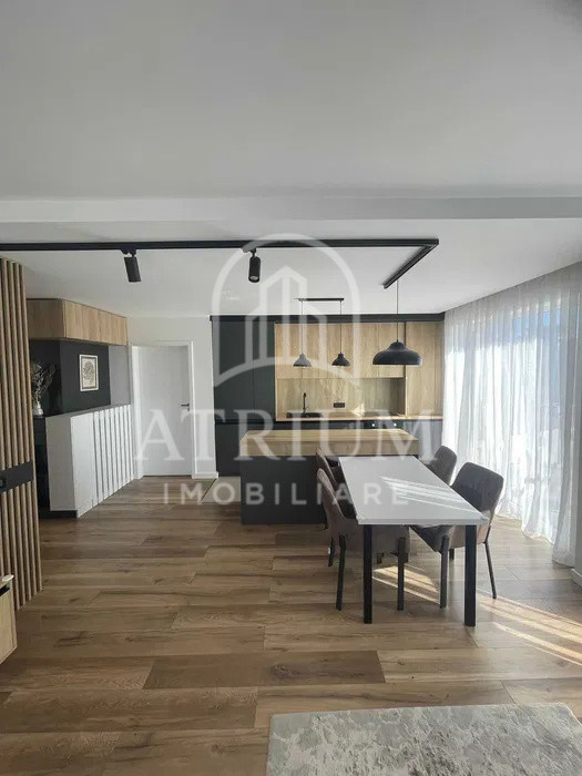 Apartament cu 3 camere de închiriat | Zona semicentrală Cluj Napoca