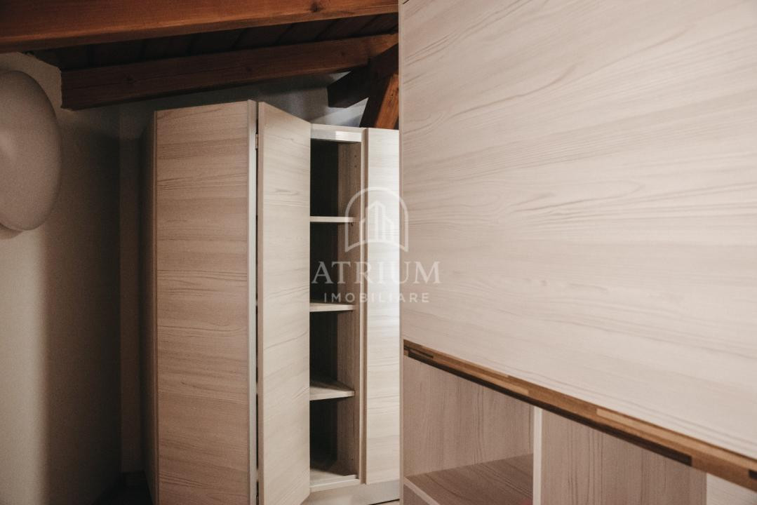 Hala si loc sediu de închiriat, Bulgaria, 900 MP