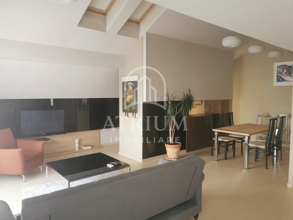 Penthouse de închiriat | Str. Câmpului