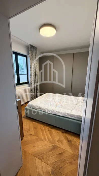 Apartament cu 4 camere de închiriat | Ultracentral