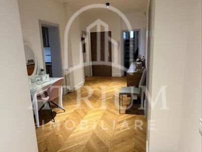 Apartament cu 4 camere de închiriat | Ultracentral