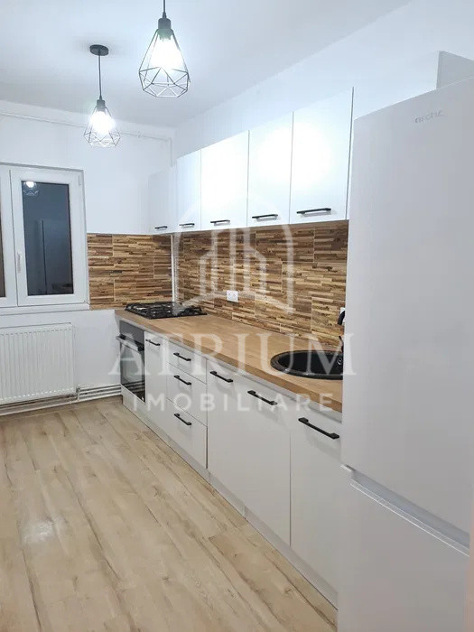 Apartament cu 3 camere decomandat | Cartier Zorilor | Zona UMF