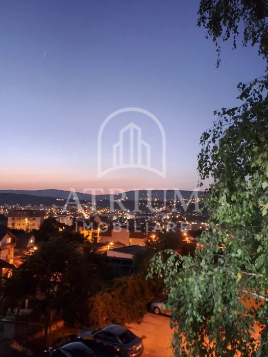 Apartament cu 3 camere decomandat | Cartier Zorilor | Zona UMF