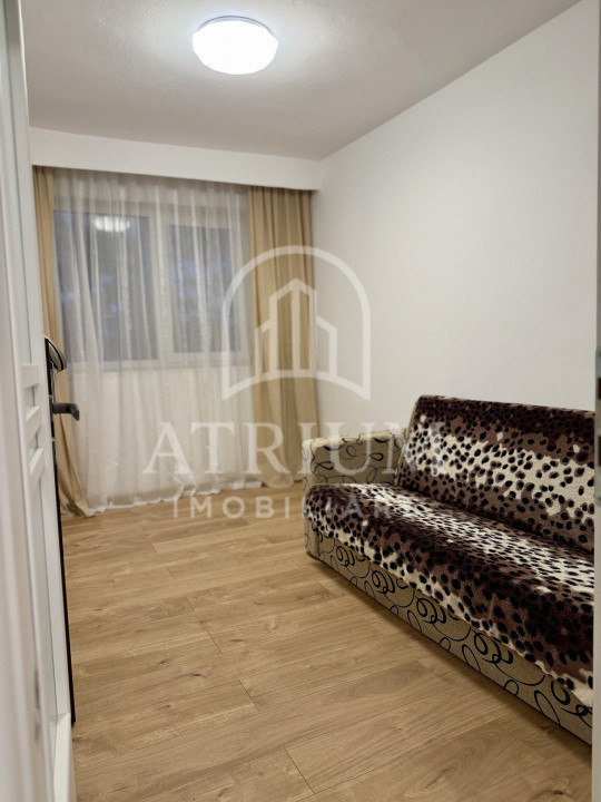 Apartament 43 mp utlili, parter inalt, zona Bucium, Mănăstur