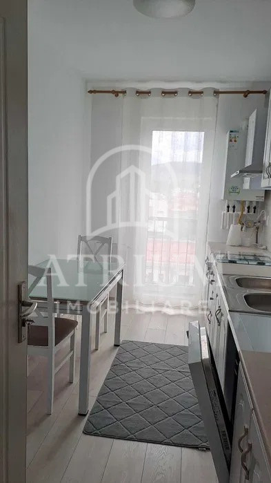 Apartament 2 camera, semidecomandat, 53mp, balcon, parcare, zona Buna Ziua