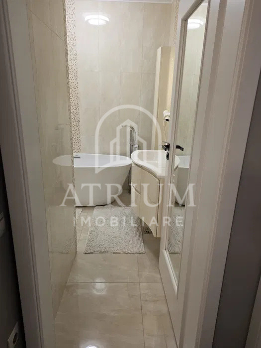 Apartament cu 3 camere | Amenajat Modern | Semicentru