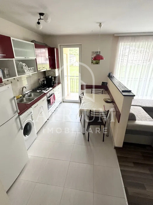 Apartament 2 camere semidecomandate suprafata de 52 mp Floresti