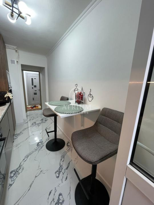 Apartament decomandat cu 3 camere spre închiriere în Mănăștur!
