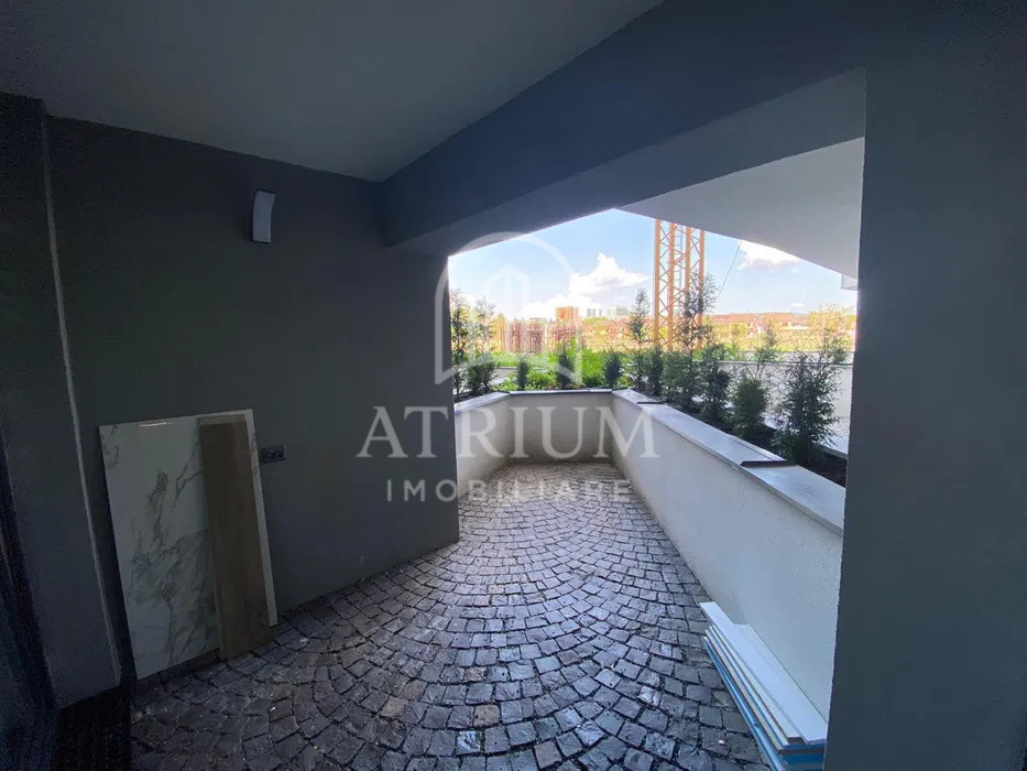 Apartament cu 2 camere semidecomandat | Zona Sopor