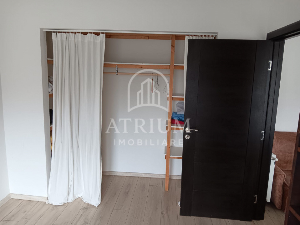 Apartament 3 camere balcon 19.22 mp  in zona Razoare