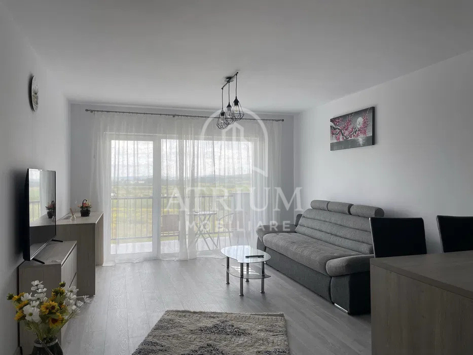 Apartament cu 2 camere semidecomandat | Zona Sopor