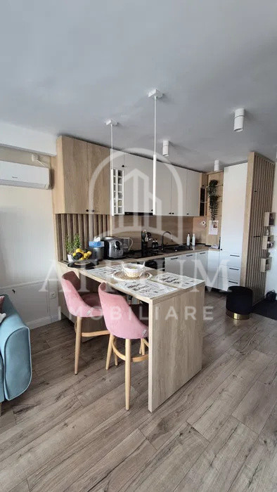 Apartament cu 2 camere semidecomandat | Finisaje Premium | Semicentral 