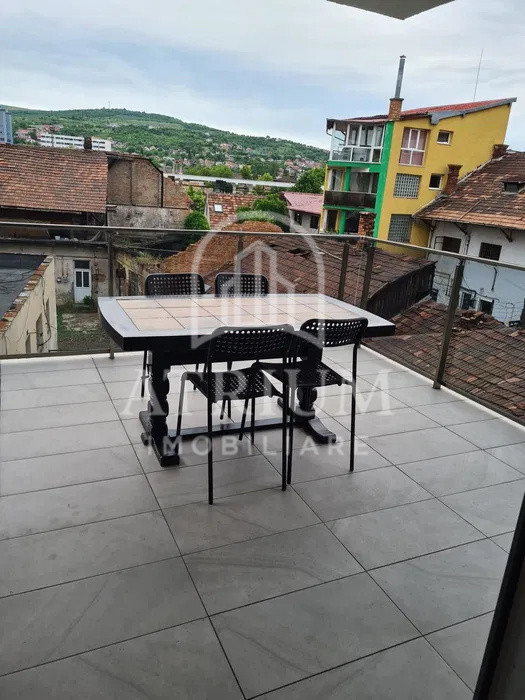 Apartament 3 camere zona garii!