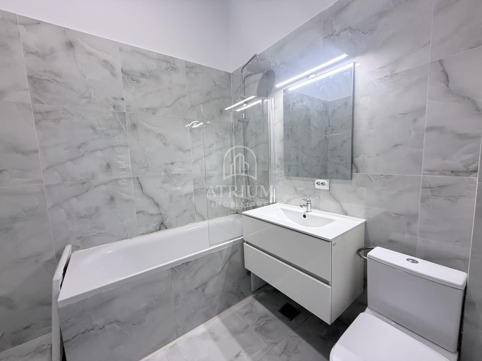 Apartament 3 camere la cheie, 62,5 mp utili, zona Calea Baciului
