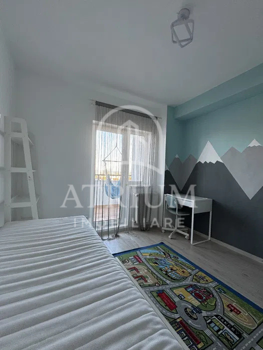 Apartament cu 3 camere semidecomandat | Cartier Zorilor
